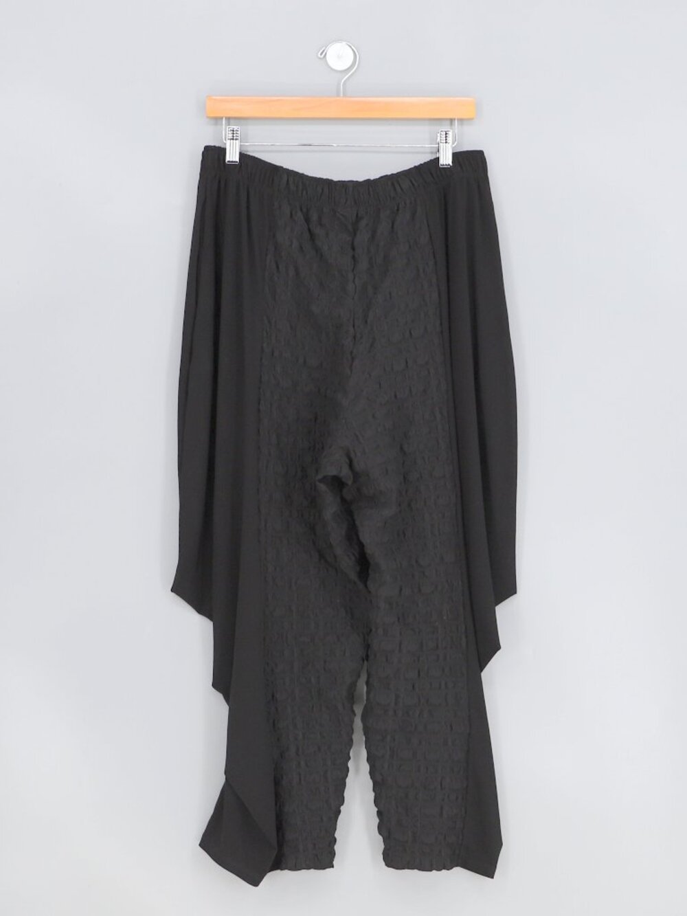 IC Collection Side Drape Crinkle Pull On Pants Black Size M - Picture 2 of 6